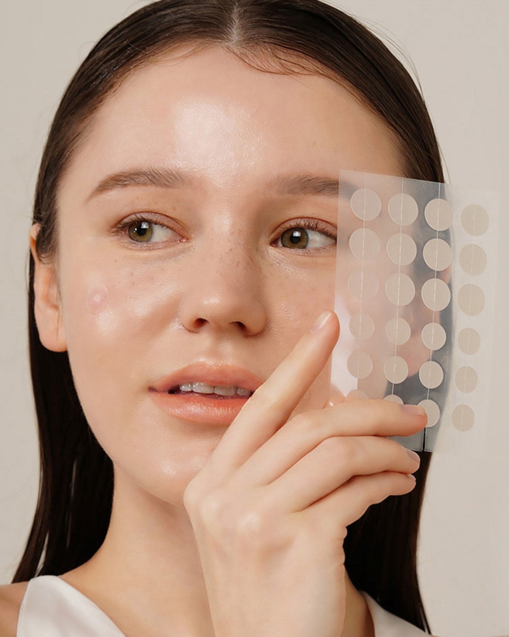 Isntree - Onion Newpair Spot Patch (24ea) - Skin Shine